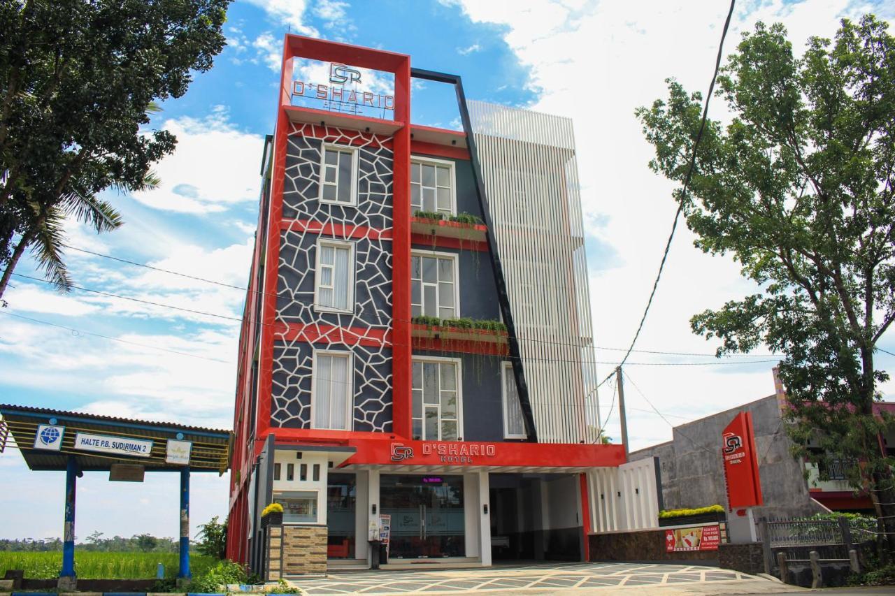 D'Shario Hotel Kepanjen 玛琅 外观 照片